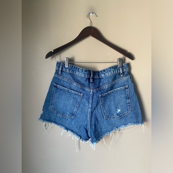 Zara High Rise Distressed Dark Wash Cutoff Shorts - Picture 4 of 5